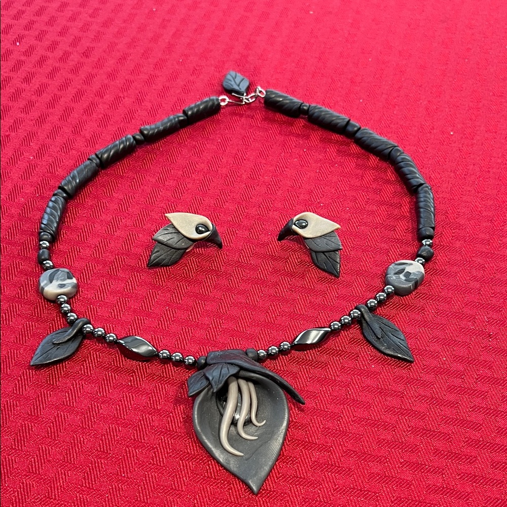 Elegant Black and grey Necklace and Earring Set